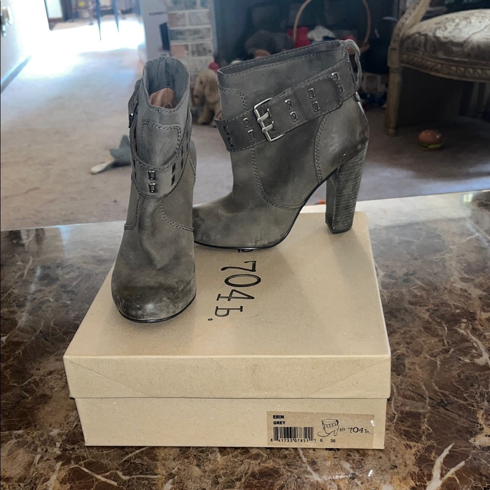 Chic Gray Heeled Boots with Buckle Detail